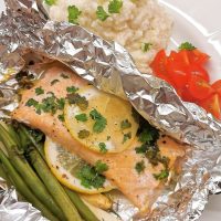 Ovnsbakt laks med blomkålpuré