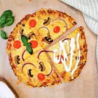 Blomkålpizza med vegetartopping