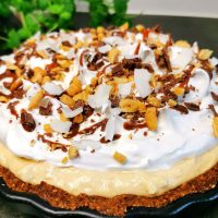 Lavkarbo peanøttpai med marshmallow fluff