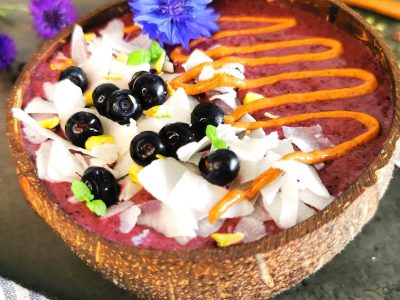 Lavkarbo proteinbowl med blåbær og banan
