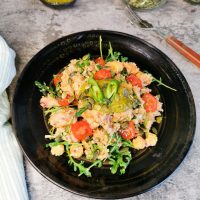 Lavkarbo kyllingsnadder med valnøtter