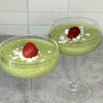 Lavkarbo matcha chiapudding