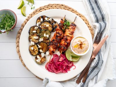 Lavkarbo kyllingkebab med grillet squash og aubergine. Foto, Kristin Jøtun