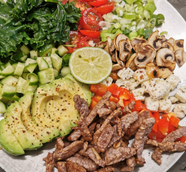 Biffsalat med asiatisk vri