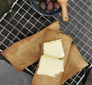 Lavkarbo flatbrød med kun to ingredienser Lavkarbo flatbrød med kun to ingredienser