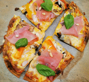 Fathead pizza – Serranoskinke
